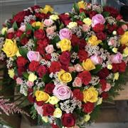 Loose Mix roses heart